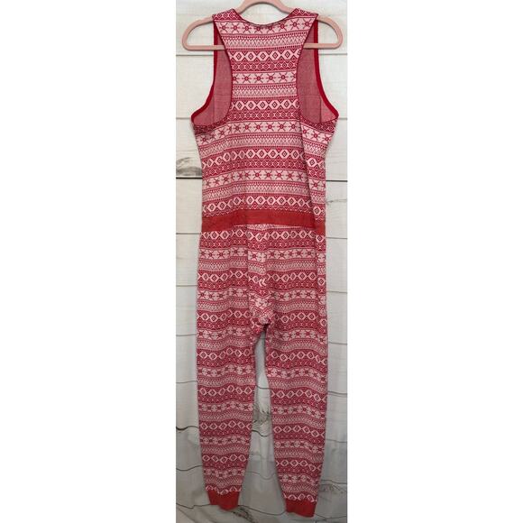 UGG Sz XL One Piece Ski Trip Christmas Red White Print Winter - Picture 2 of 6